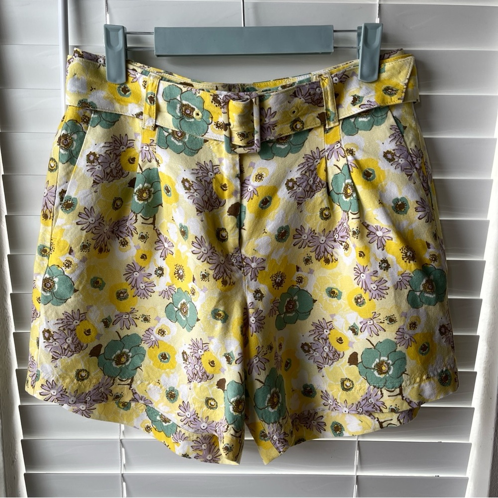 Size S 28” Ann Taylor Factory Women's Yellow Floral Cotton Shorts